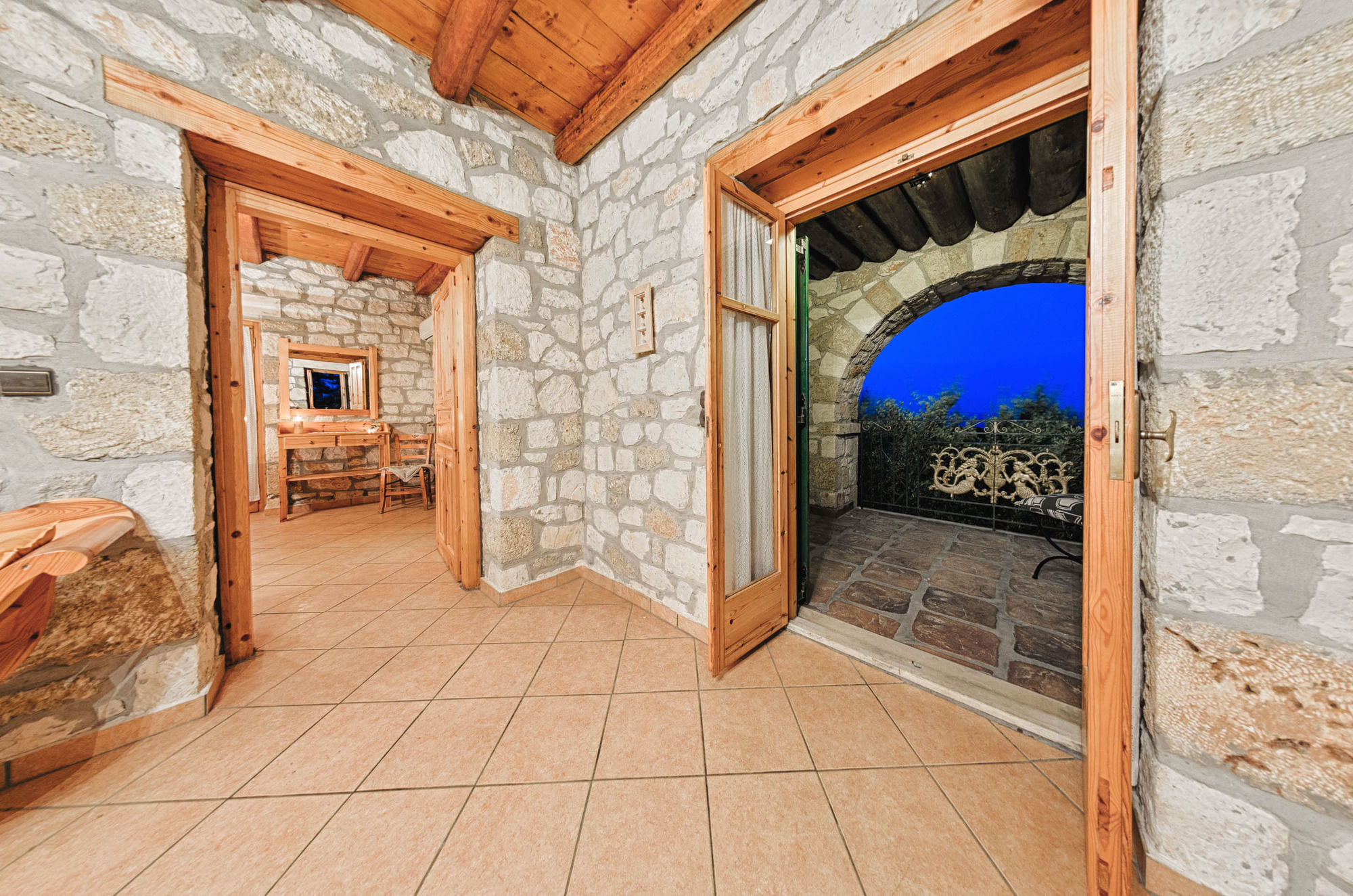 Joanna'S Stone Villas Vasilikí Buitenkant foto